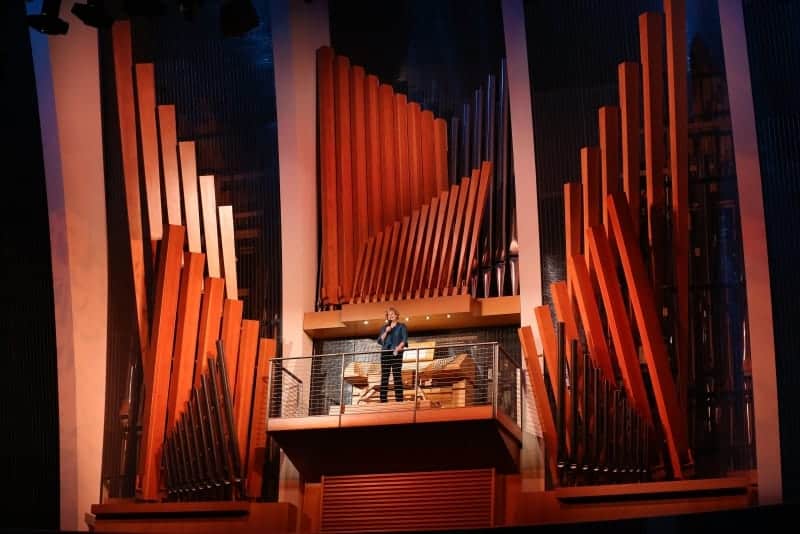 Jan Kraybill at the Julia Irene Kauffman Casavant Organ in Kansas City's Kauffman Center Helzberg Hall